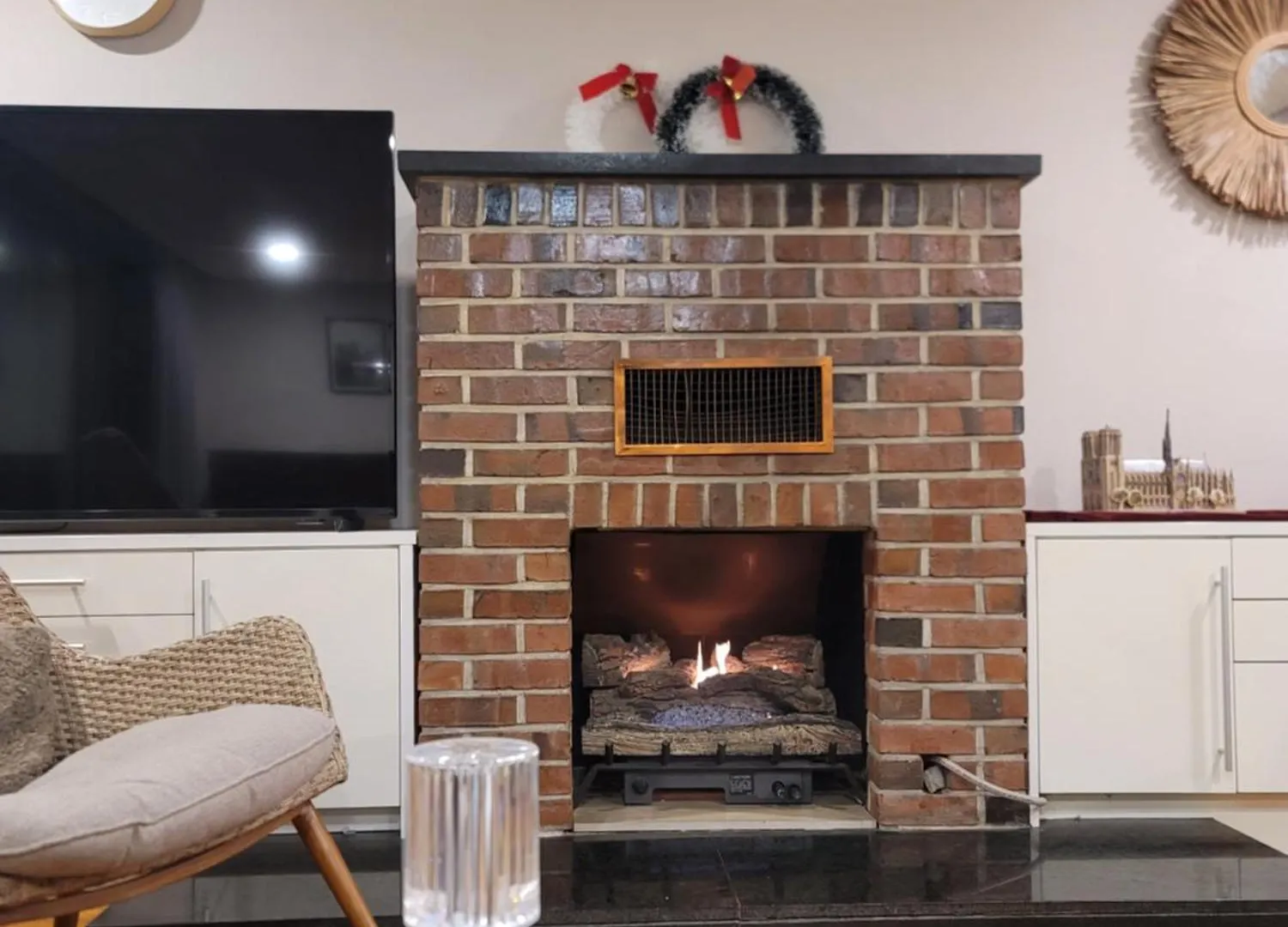 A Comfortable Detached House In The Heart Of The City Сеул