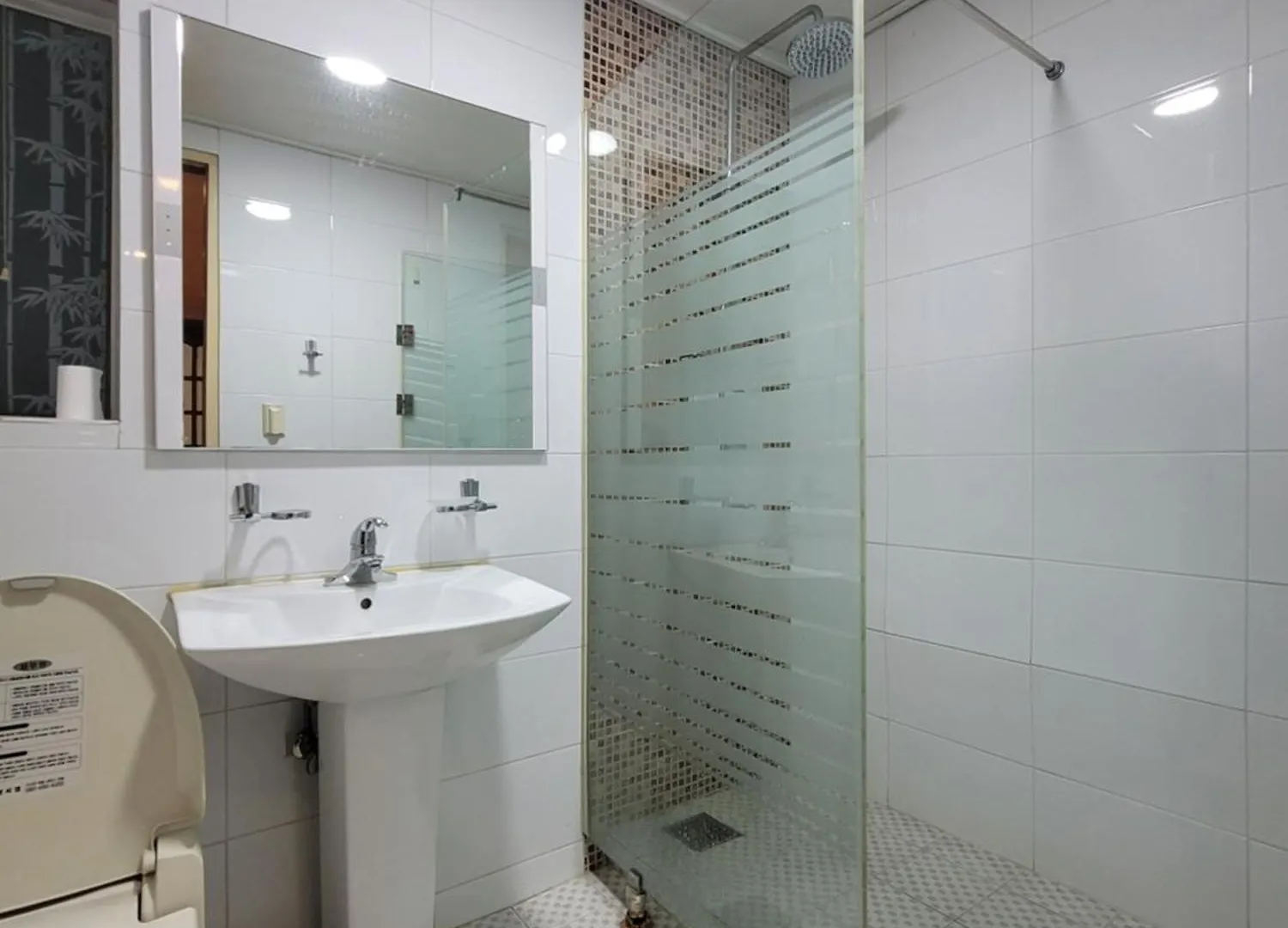 A Comfortable Detached House In The Heart Of The City Сеул Южная Корея